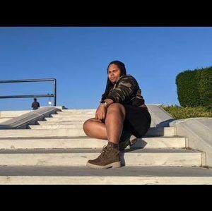 Meet your Posher, Khadijah